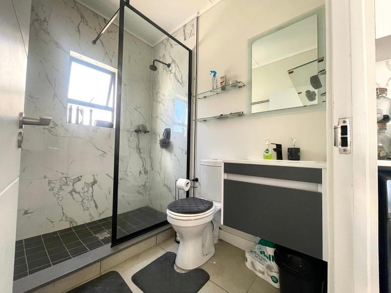 To Let 1 Bedroom Property for Rent in The Huntsman Western Cape